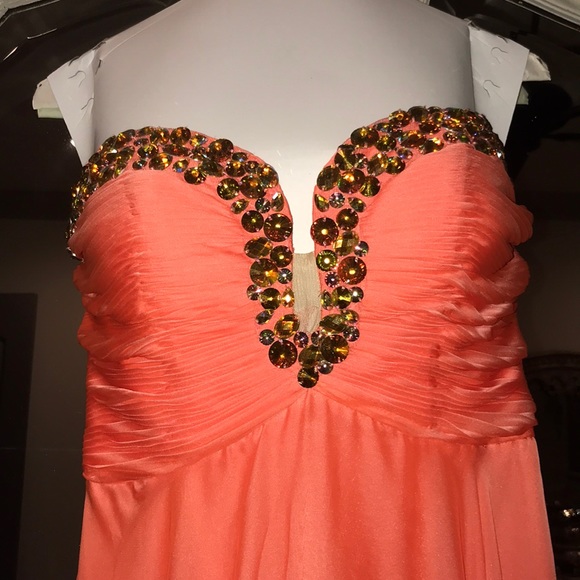 Ball gown/prom dress - Picture 4 of 8